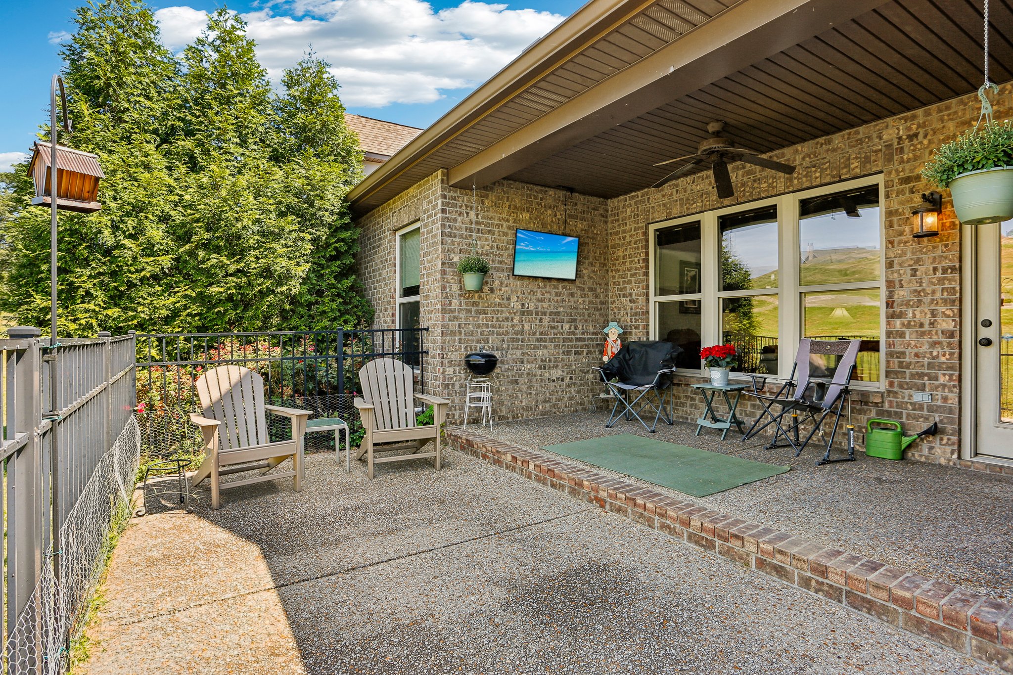 Village Cir-S2808-048.jpg