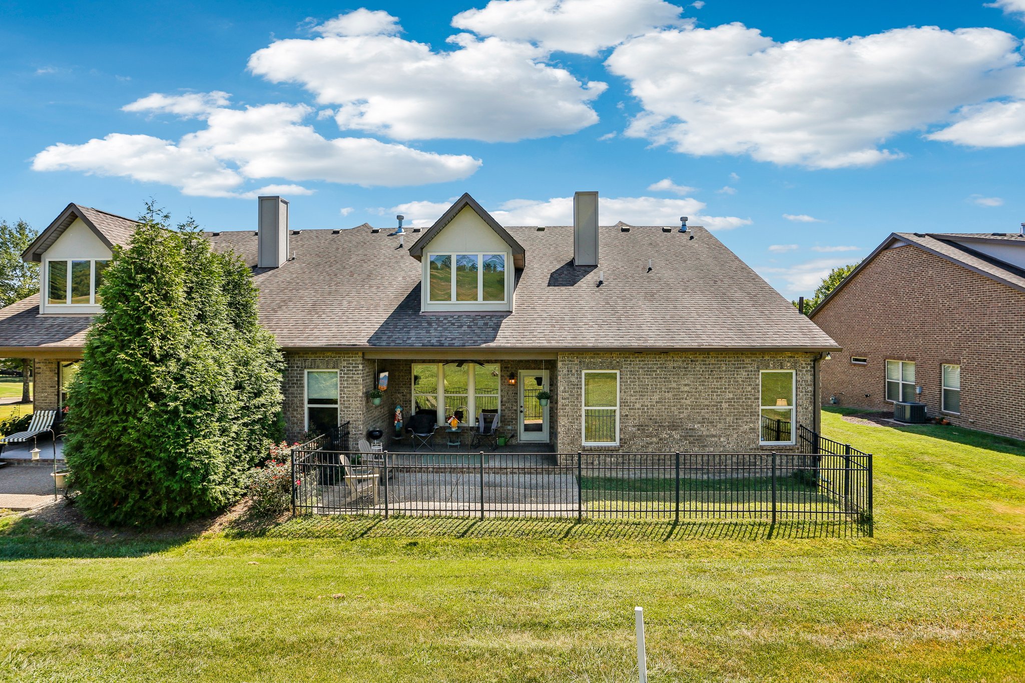 Village Cir-S2808-051.jpg