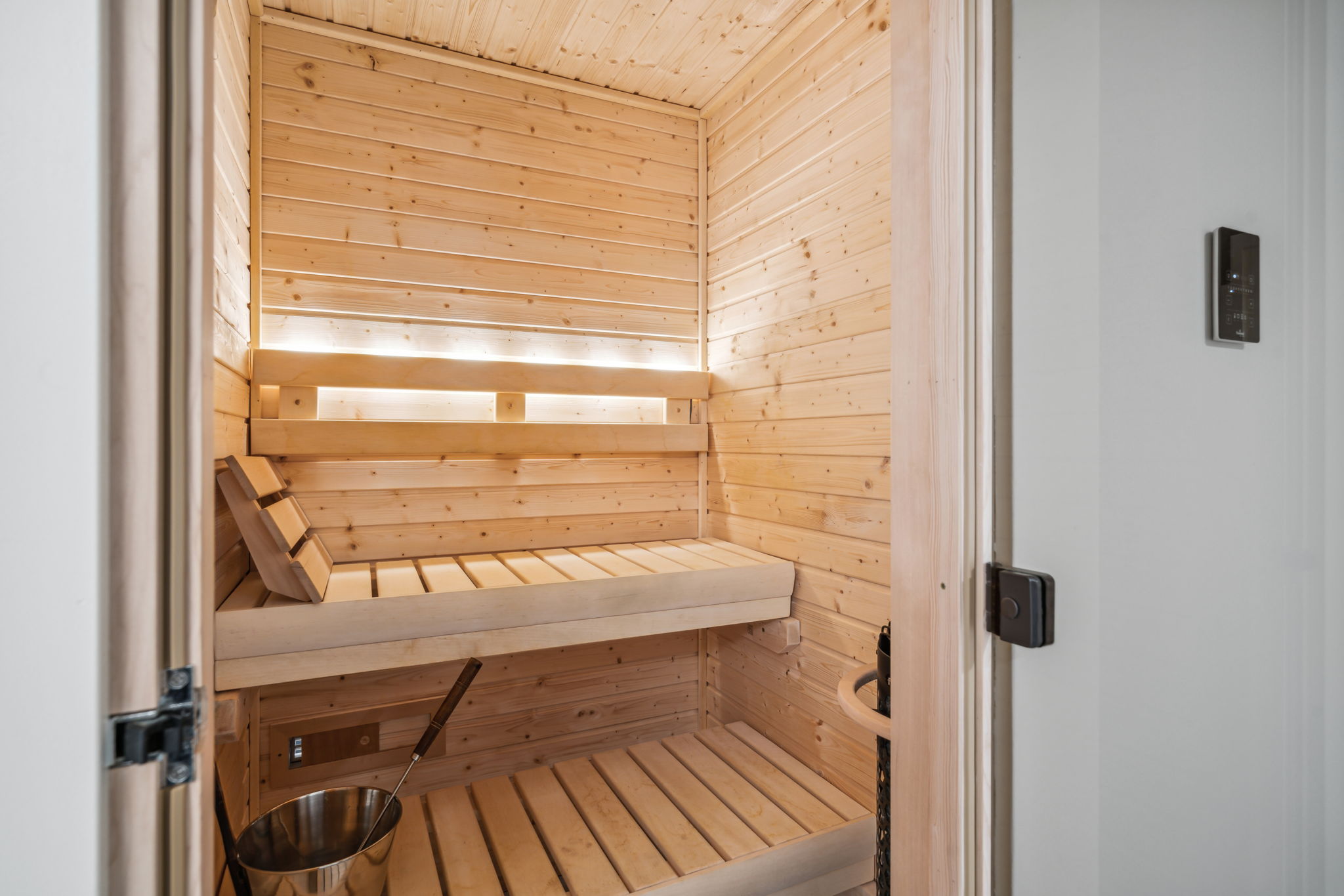 26_Interior