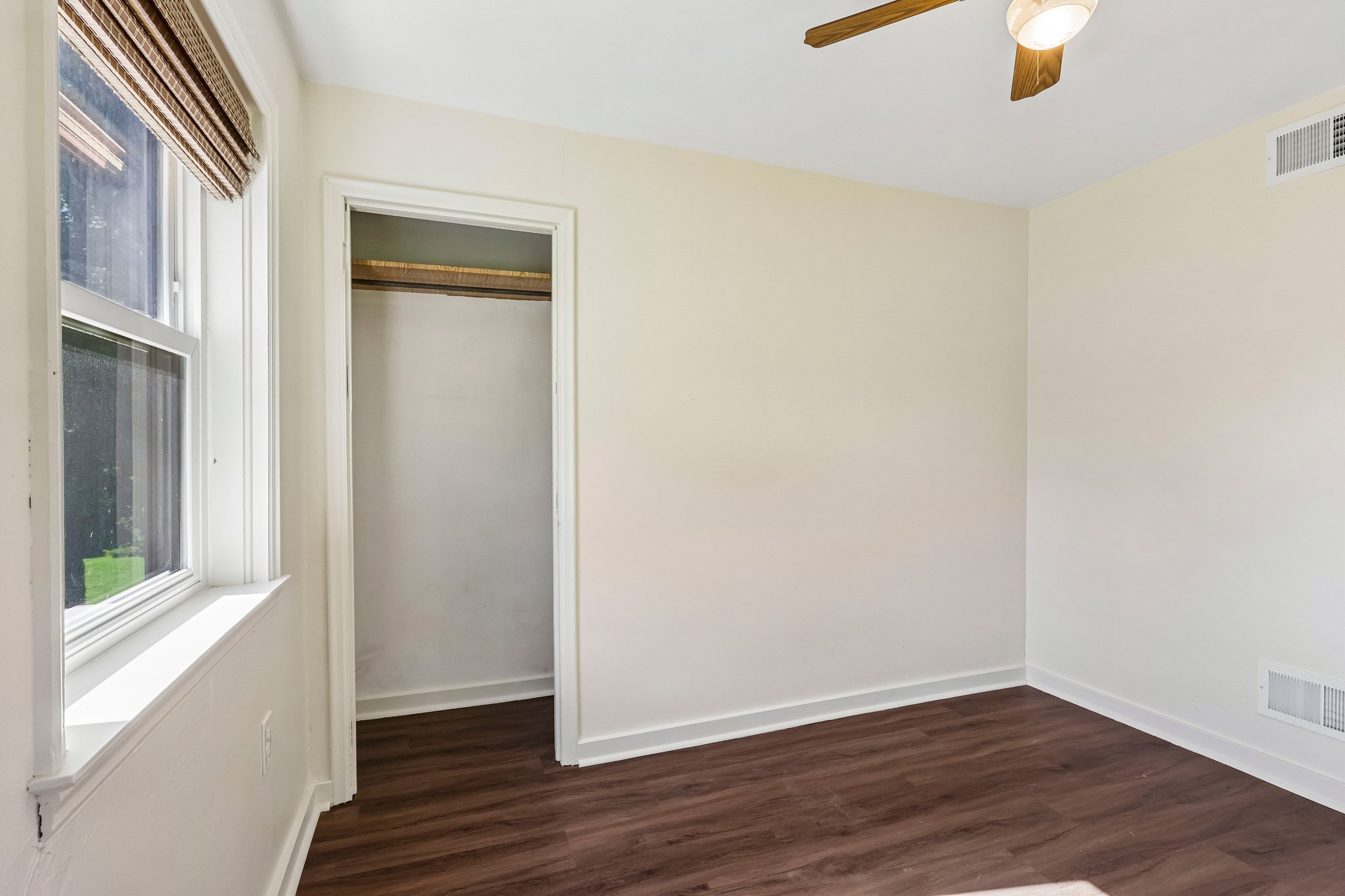 Mickanin Rd-S0809-017.jpg