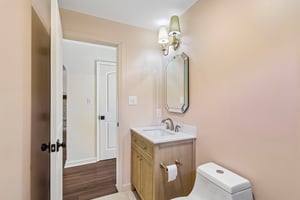 Mickanin Rd-S0809-032.jpg