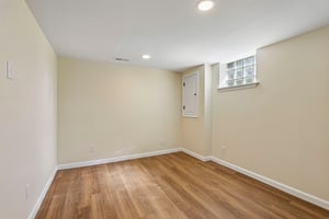 Mickanin Rd-S0809-038.jpg