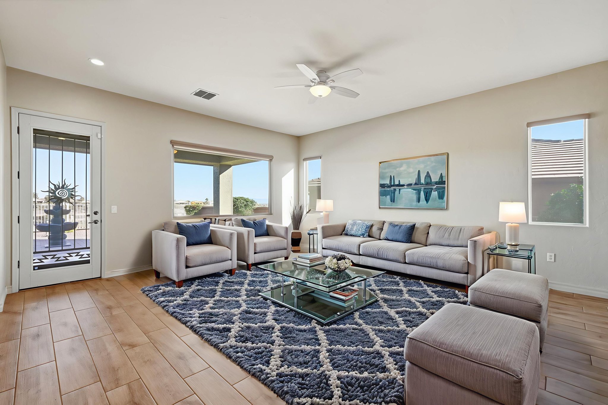 007_ListerPros virtually staged.jpeg