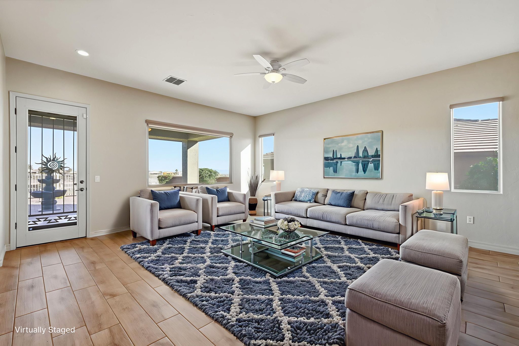 007_ListerPros virtually staged.jpeg