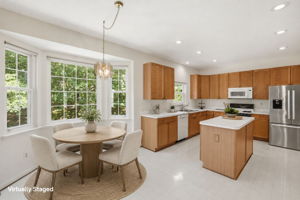Kitchen with Breakfast Area