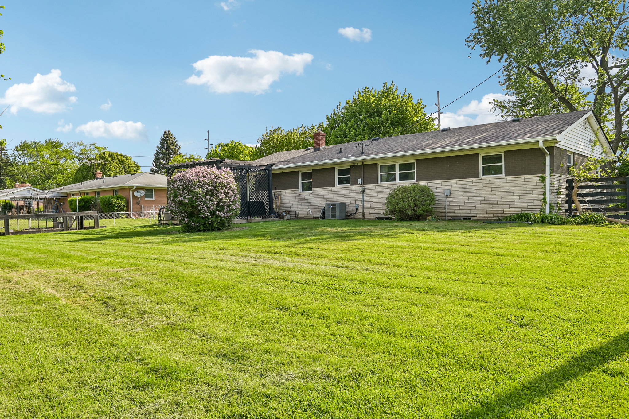 Averitt Rd-S2304-039.jpg