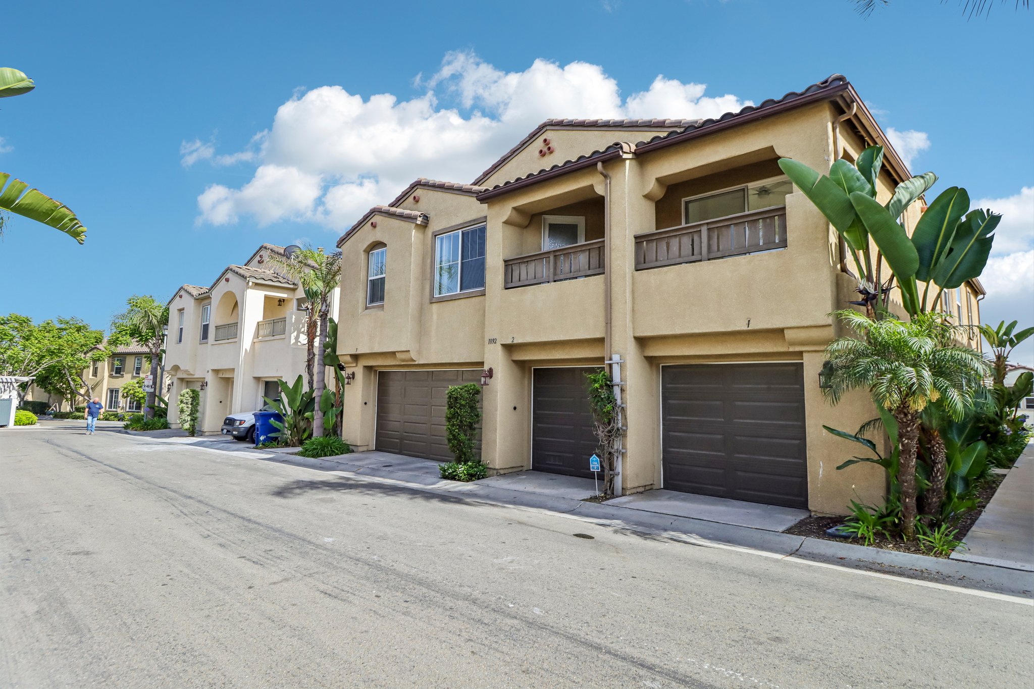Miner Creek Ln unit 1-S1905-002.jpg