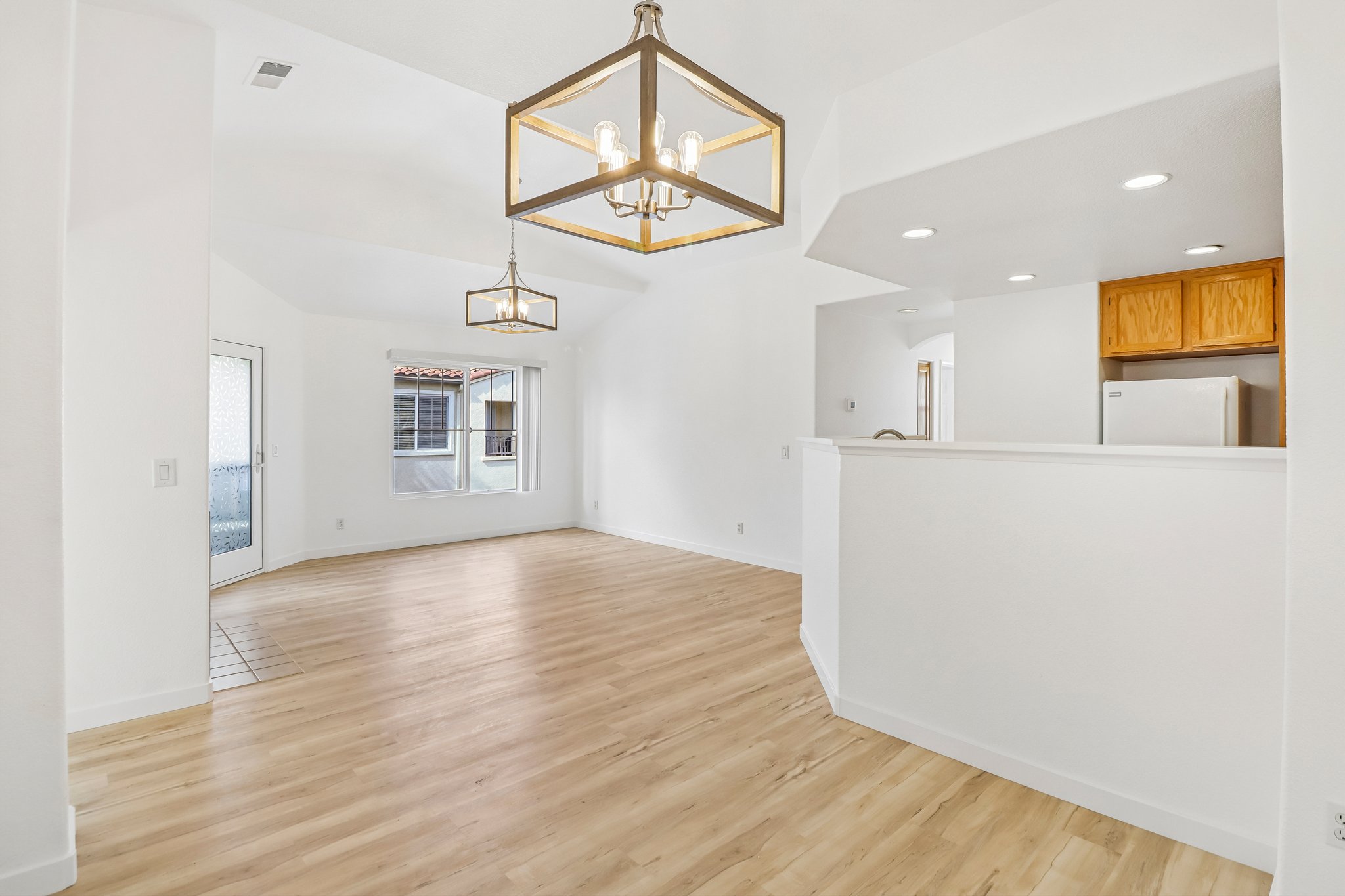 Miner Creek Ln unit 1-S1905-010.jpg