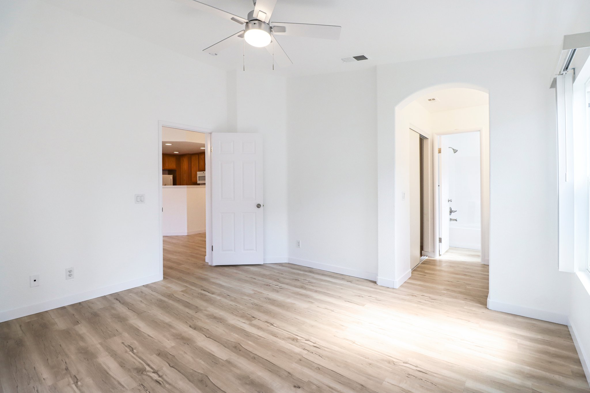 Miner Creek Ln unit 1-S1905-025.jpg