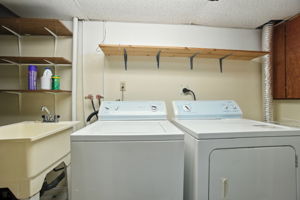 Photo 37