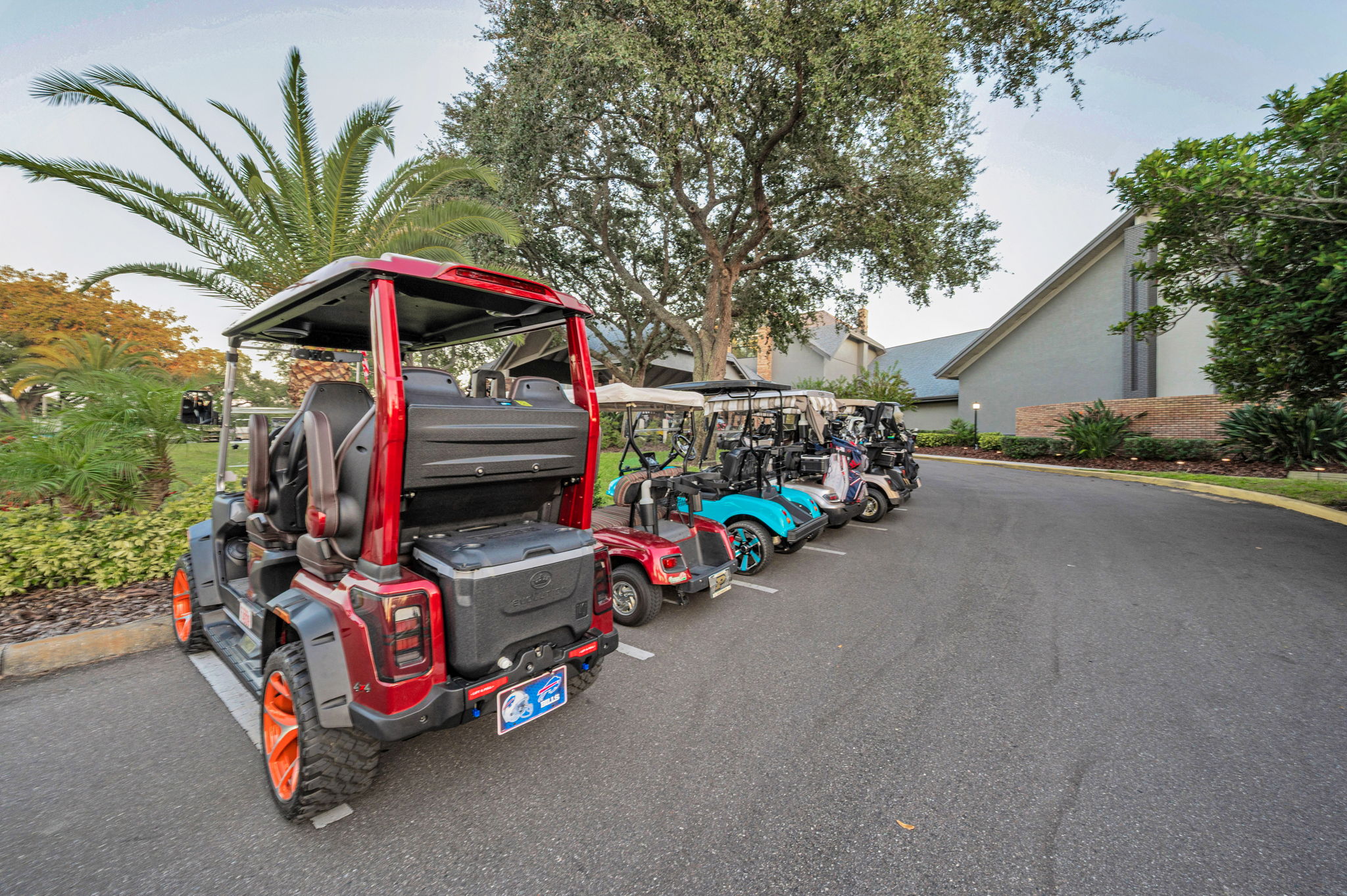 Clubhouse4 Circular Driveway