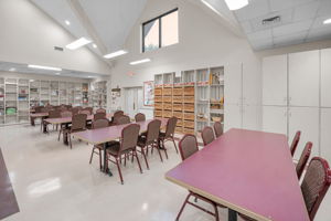 Arts and Crafts Room2