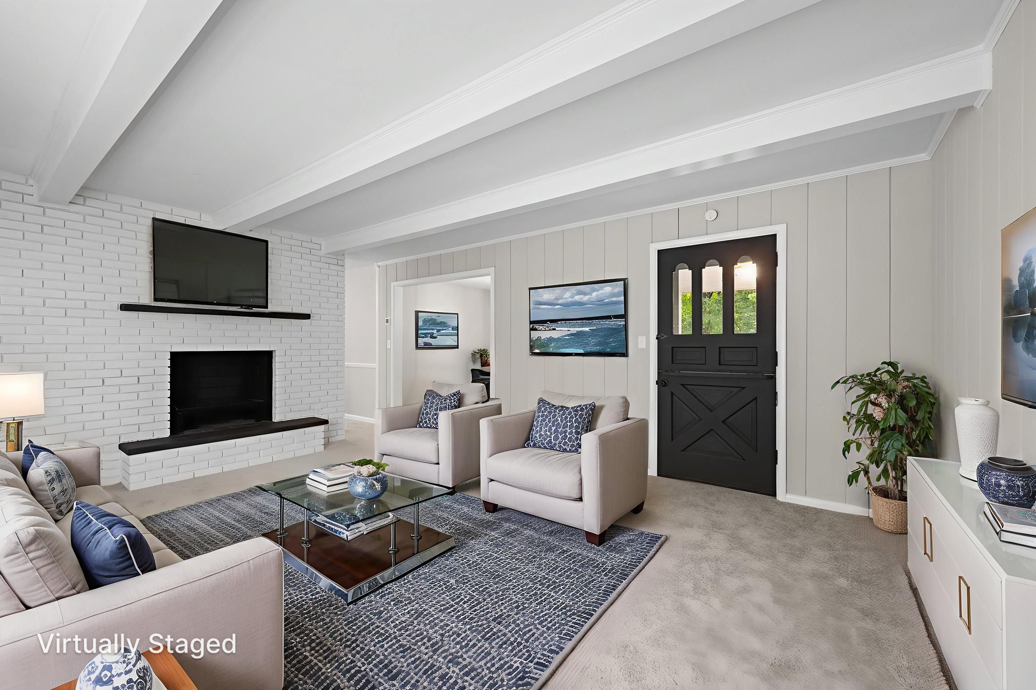 _DSC3538 virtually staged.jpeg