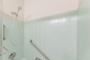  Photo 35