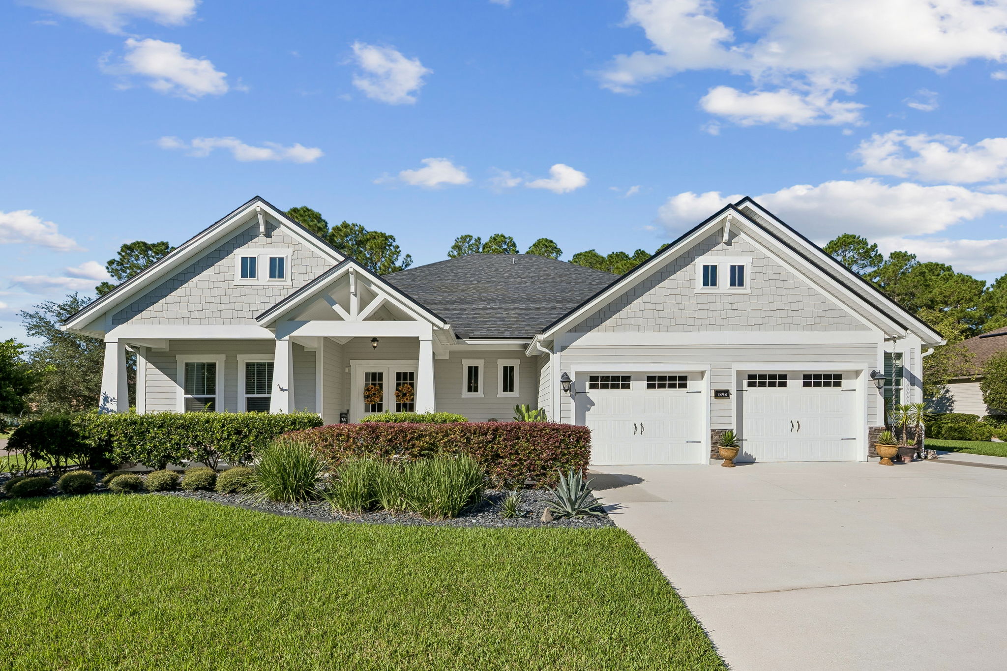 Welcome to 1898 Green Island Cir