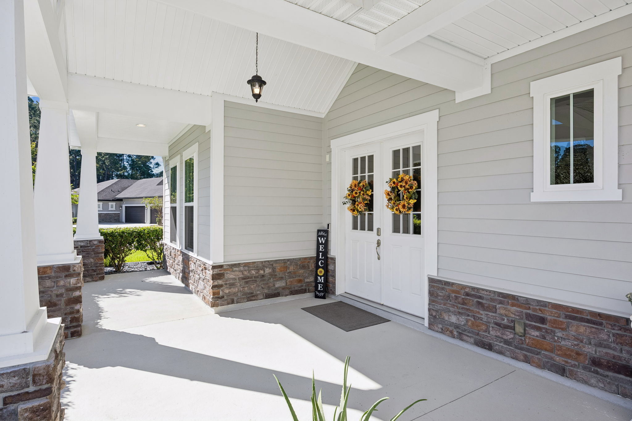 Front Entry Detail