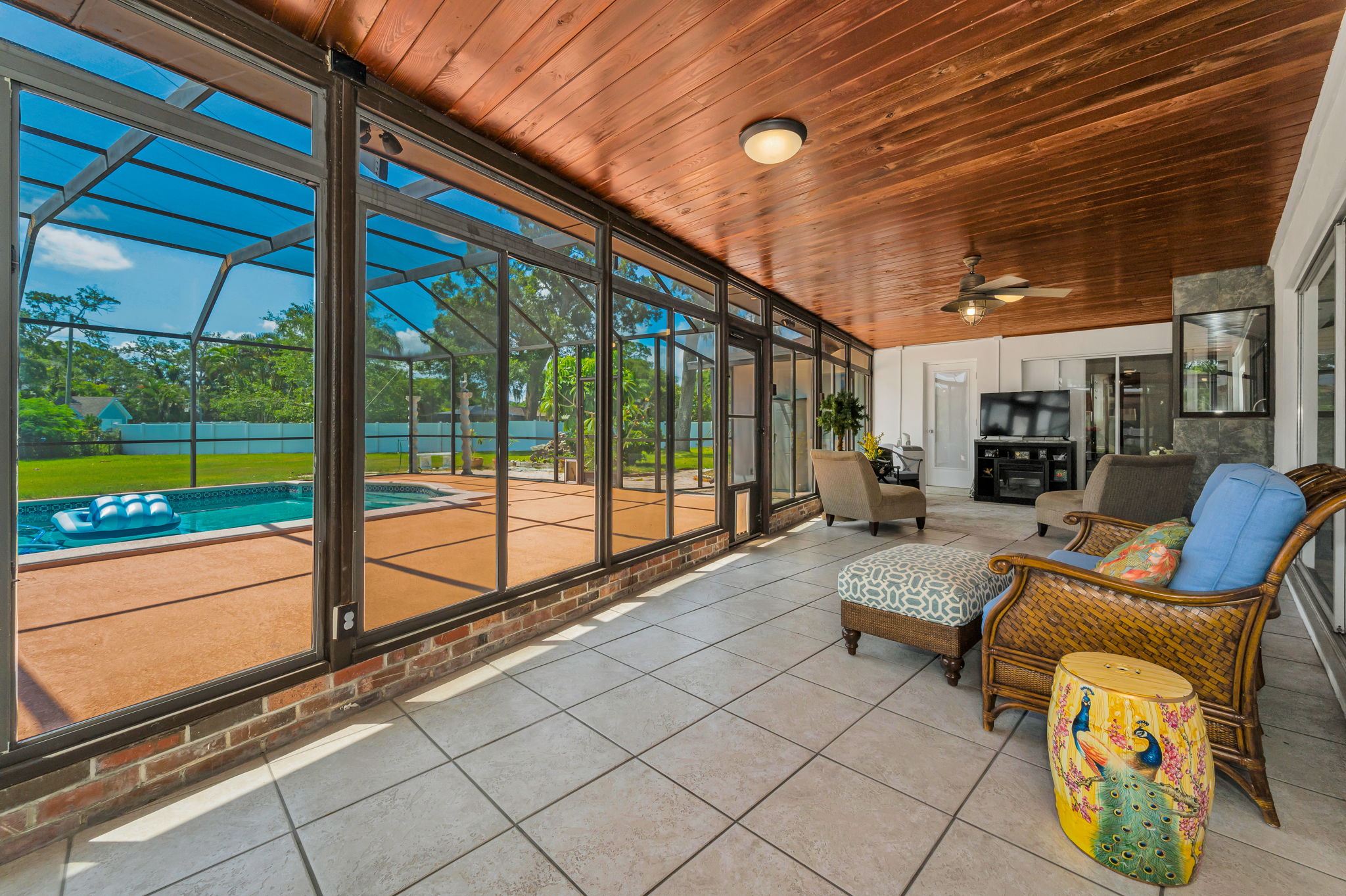 Sun Room5