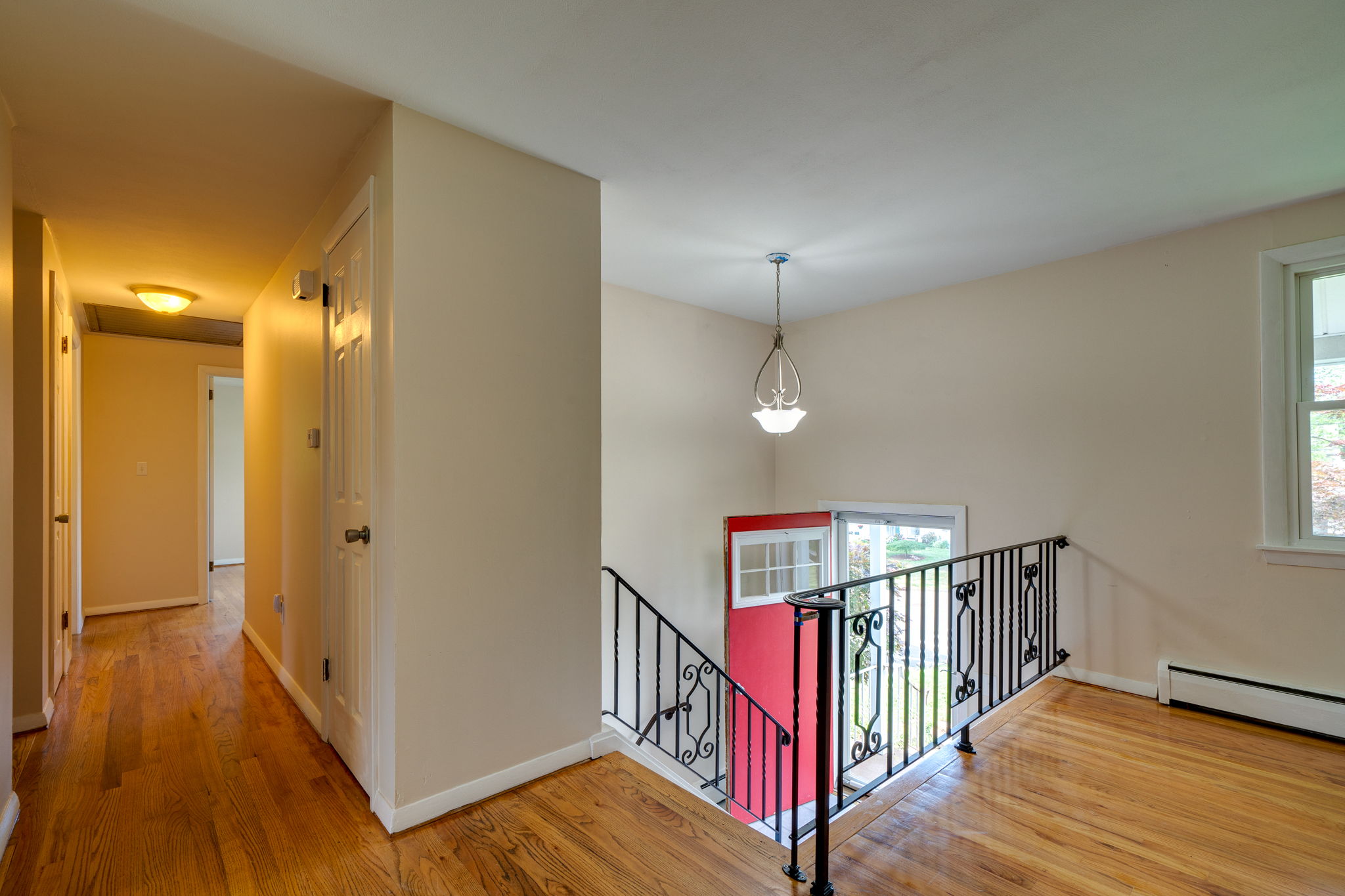 19 Arrowhead Dr, Newington, CT 06111 Ed McCullough Photography