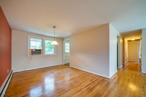  19 Arrowhead Dr, Newington, CT 06111, US Photo 6