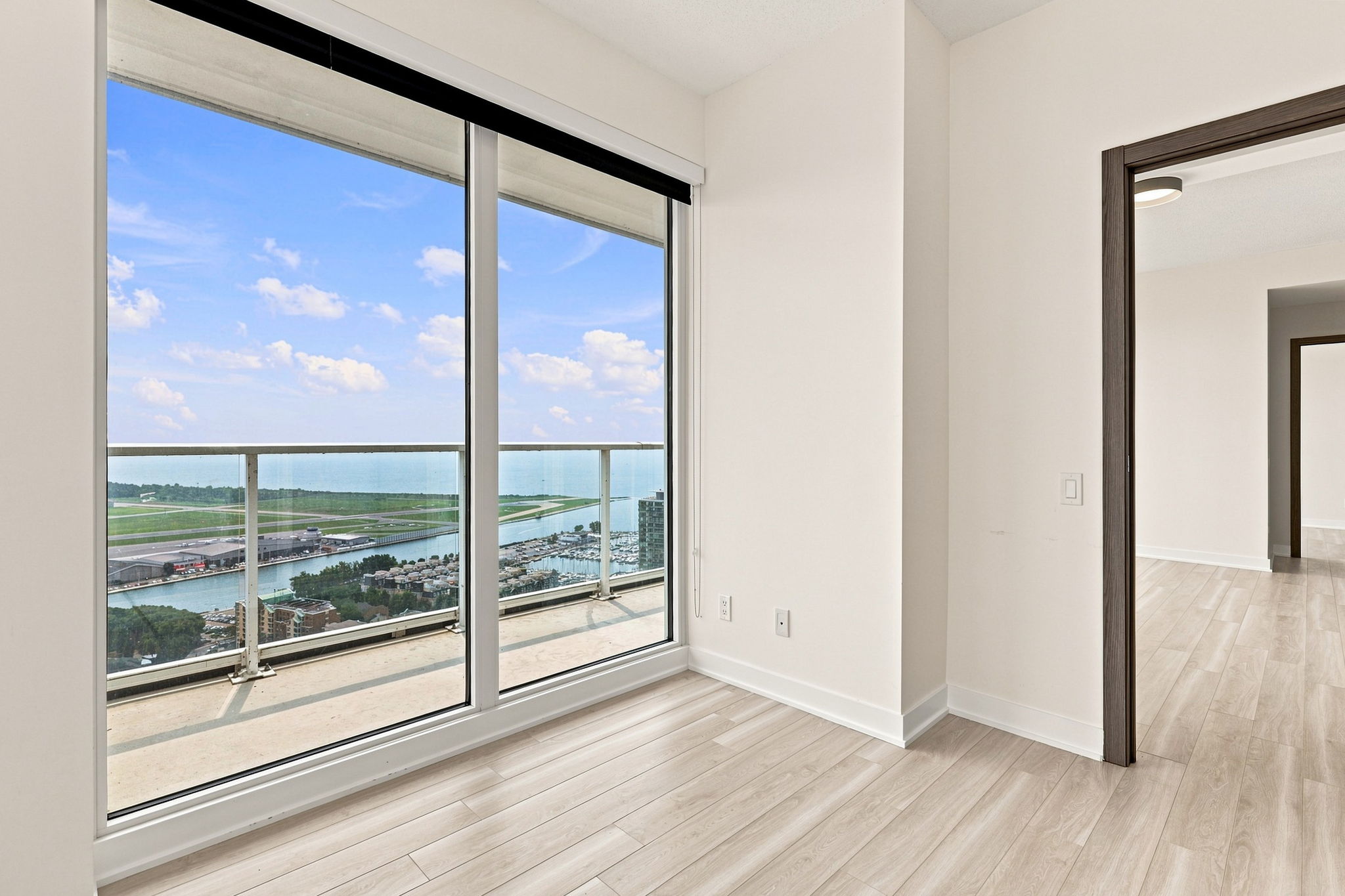 Property in Toronto — delivered property photograph 14