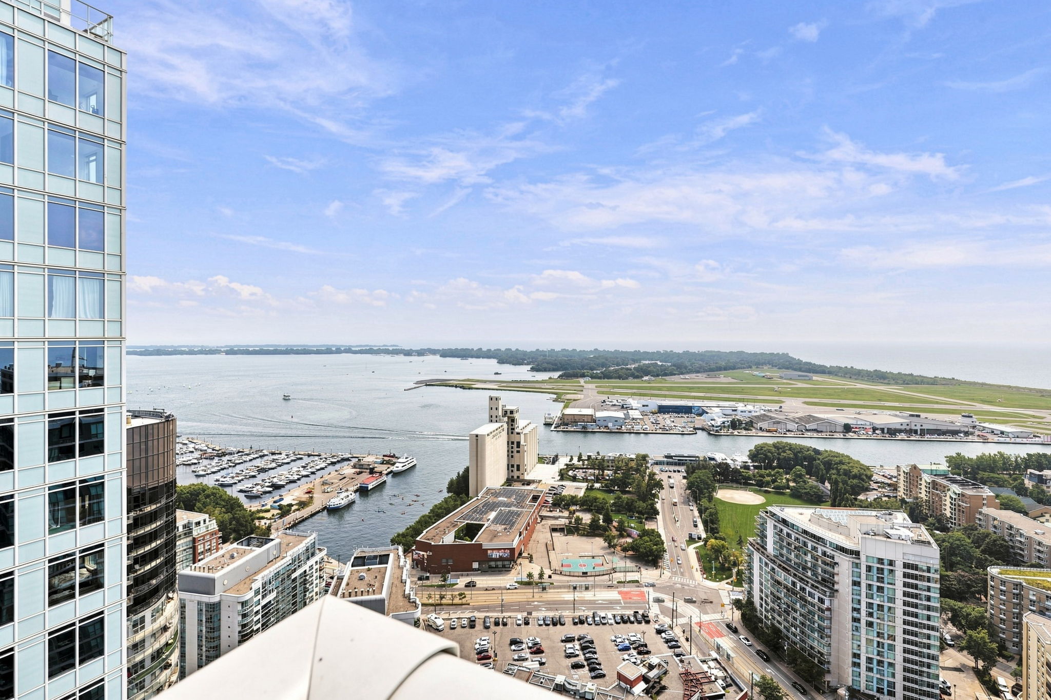 Property in Toronto — delivered property photograph 24