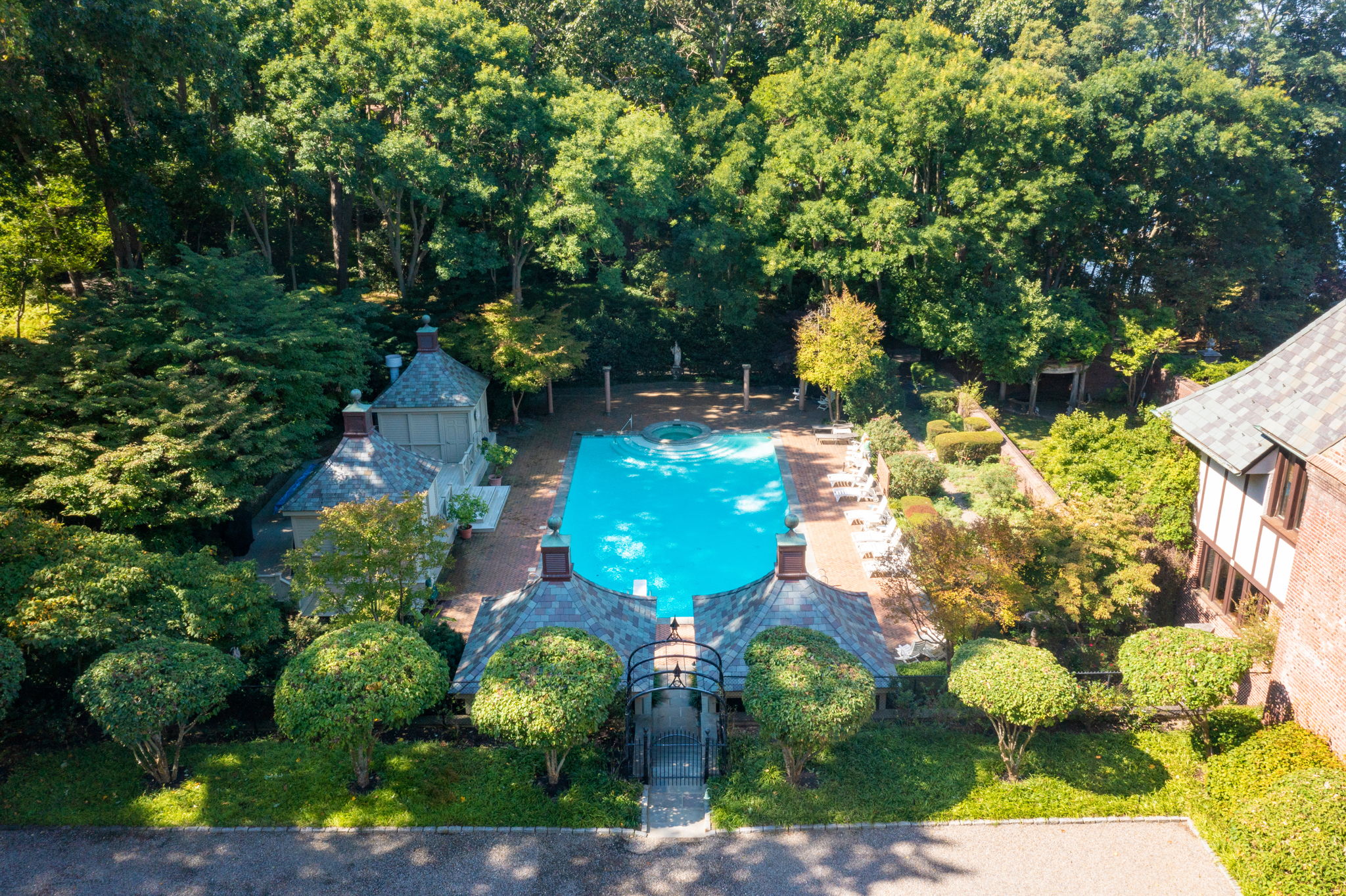  19 Burma Rd, Lloyd Harbor, NY 11743, US Photo 103