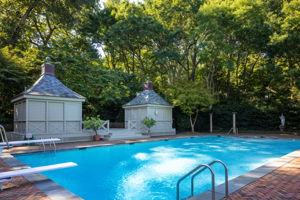  19 Burma Rd, Lloyd Harbor, NY 11743, US Photo 93