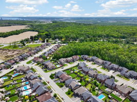  Photo 98