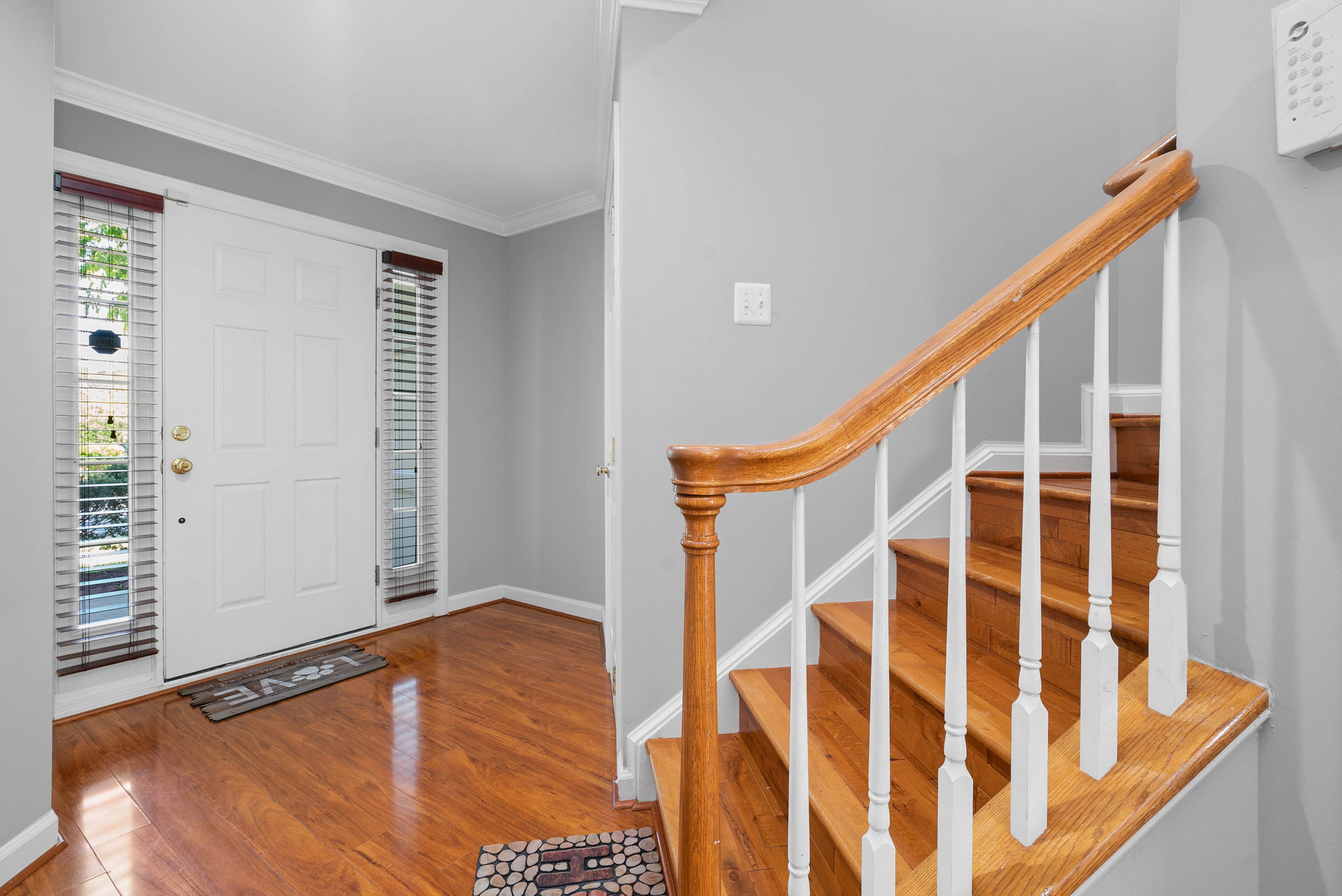 19 Chatterly Ct, Germantown, MD 20874, USA Photo 3