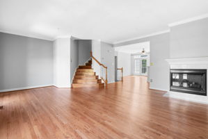 19 Chatterly Ct, Germantown, MD 20874, USA Photo 6