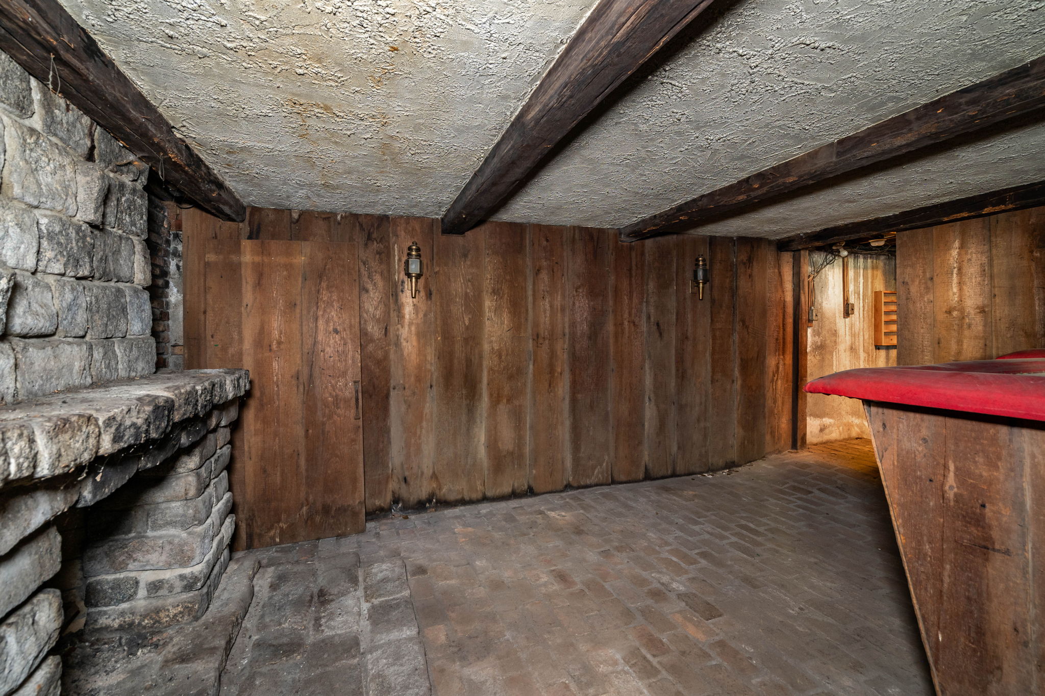  Photo 36