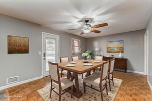 DSC00309_10_11 virtually staged.jpeg