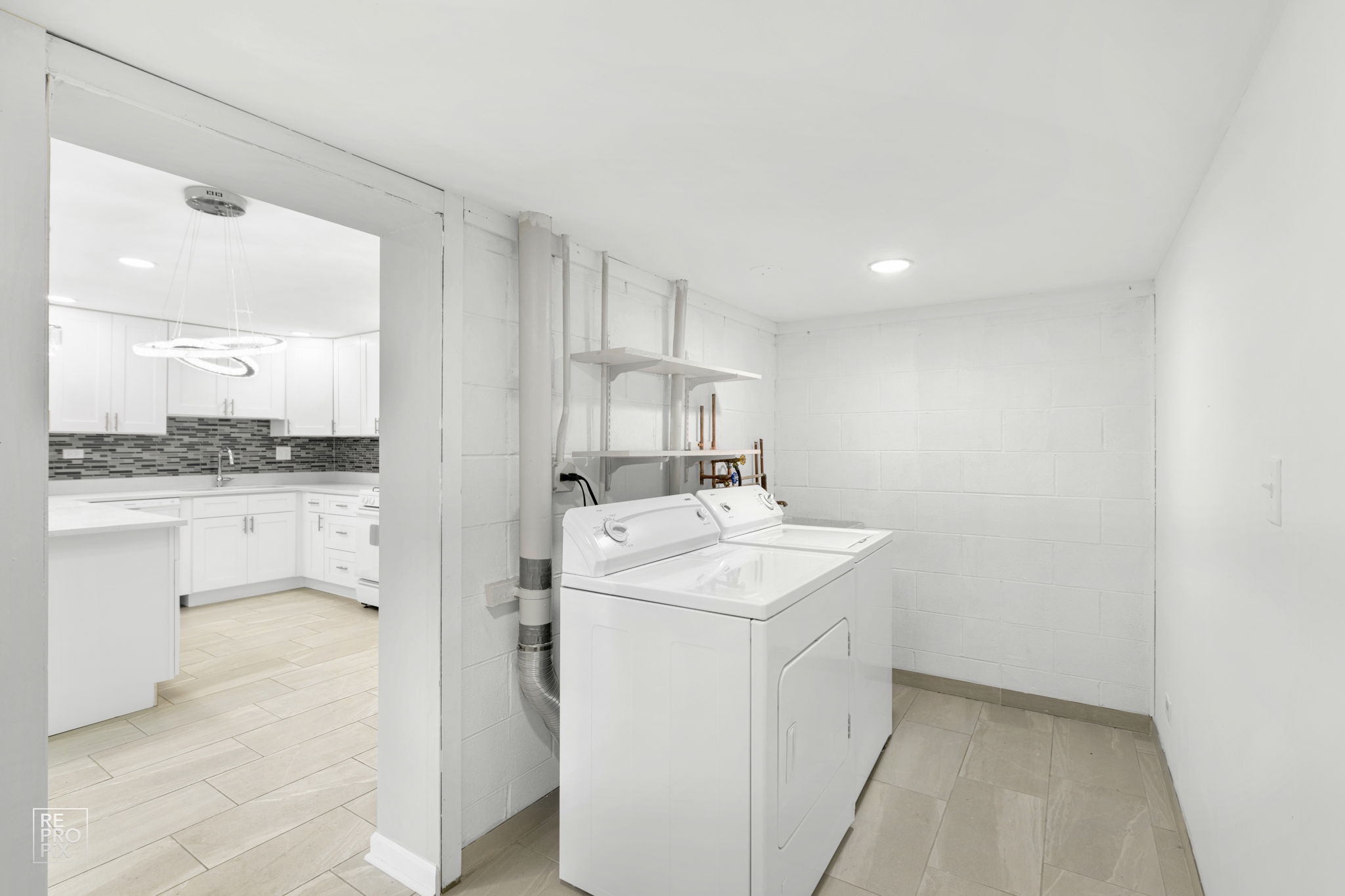 19 Dennis Ct, Schaumburg, IL 60193_0009