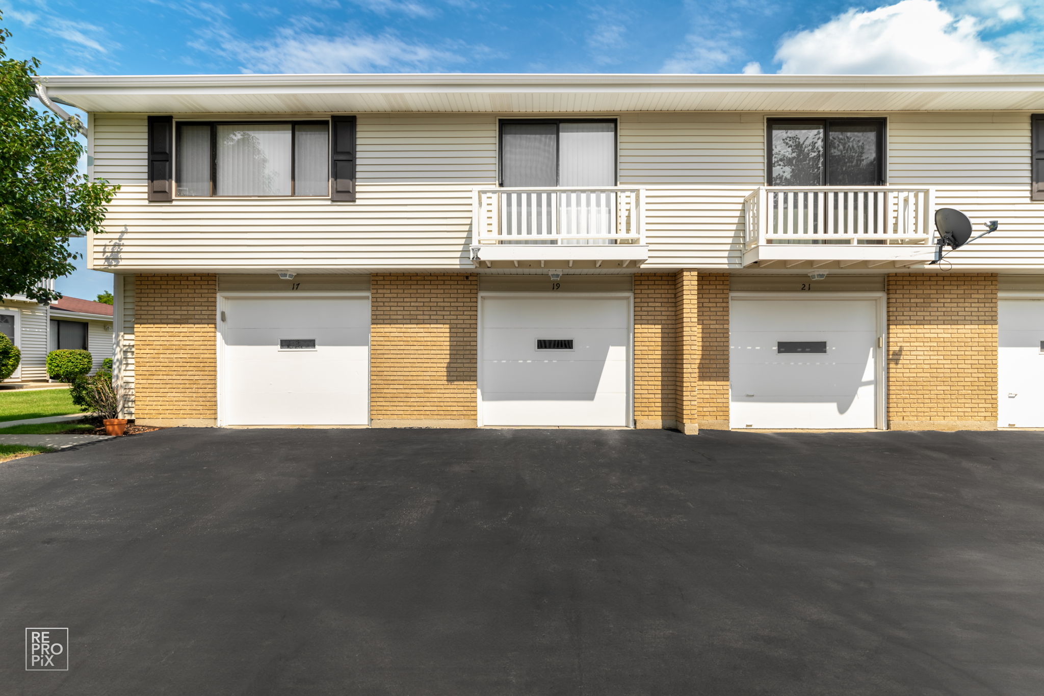 19 Dennis Ct, Schaumburg, IL 60193_0010