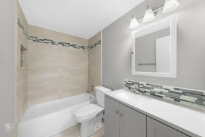 19 Dennis Ct, Schaumburg, IL 60193_0007