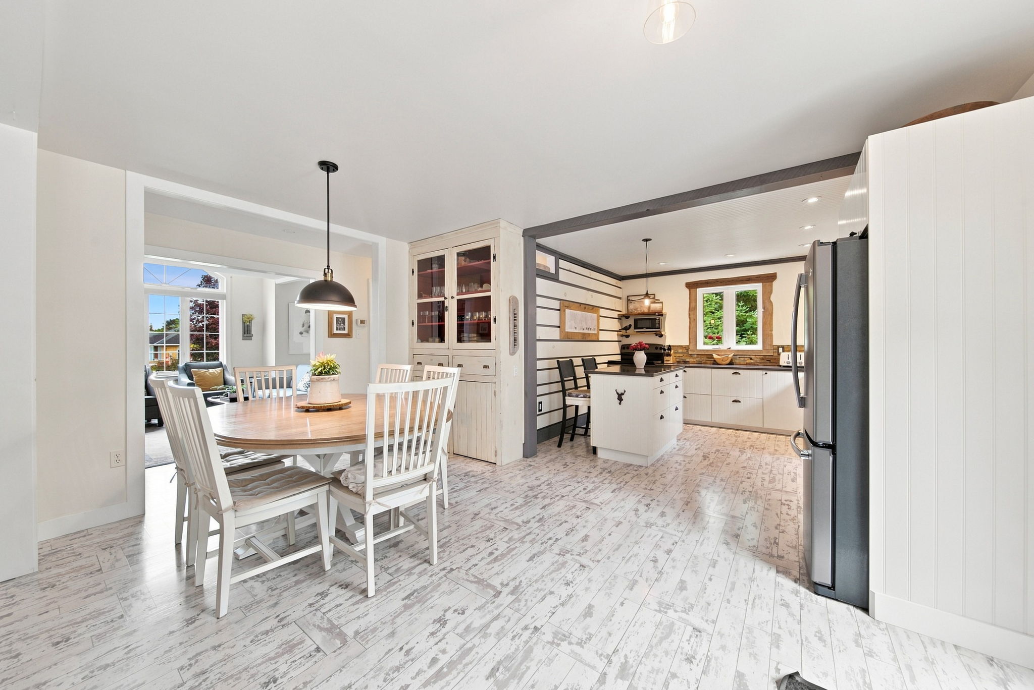  Photo 25