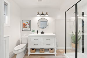  Photo 51