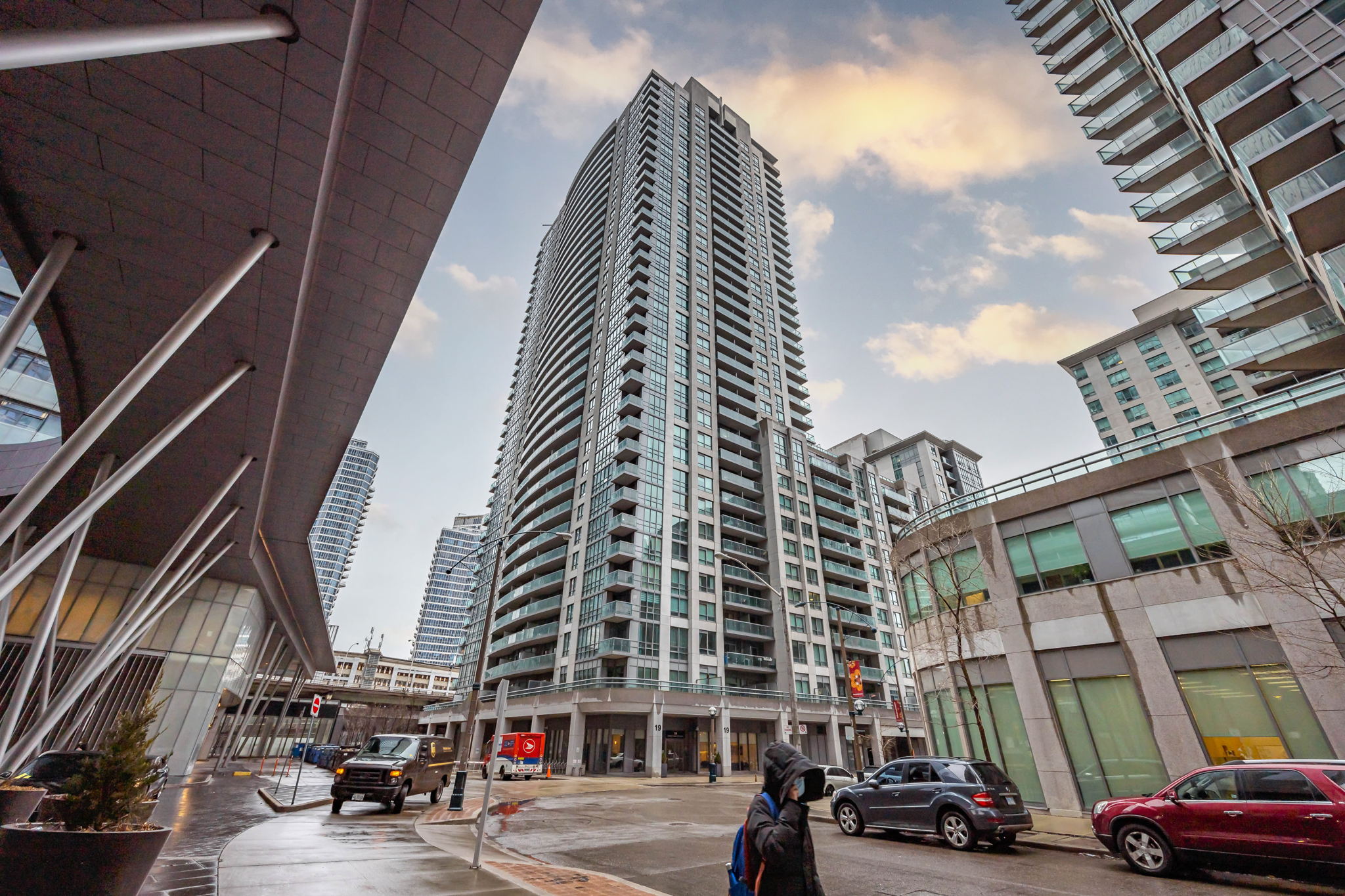 Toronto property showcase — delivered property photograph 2