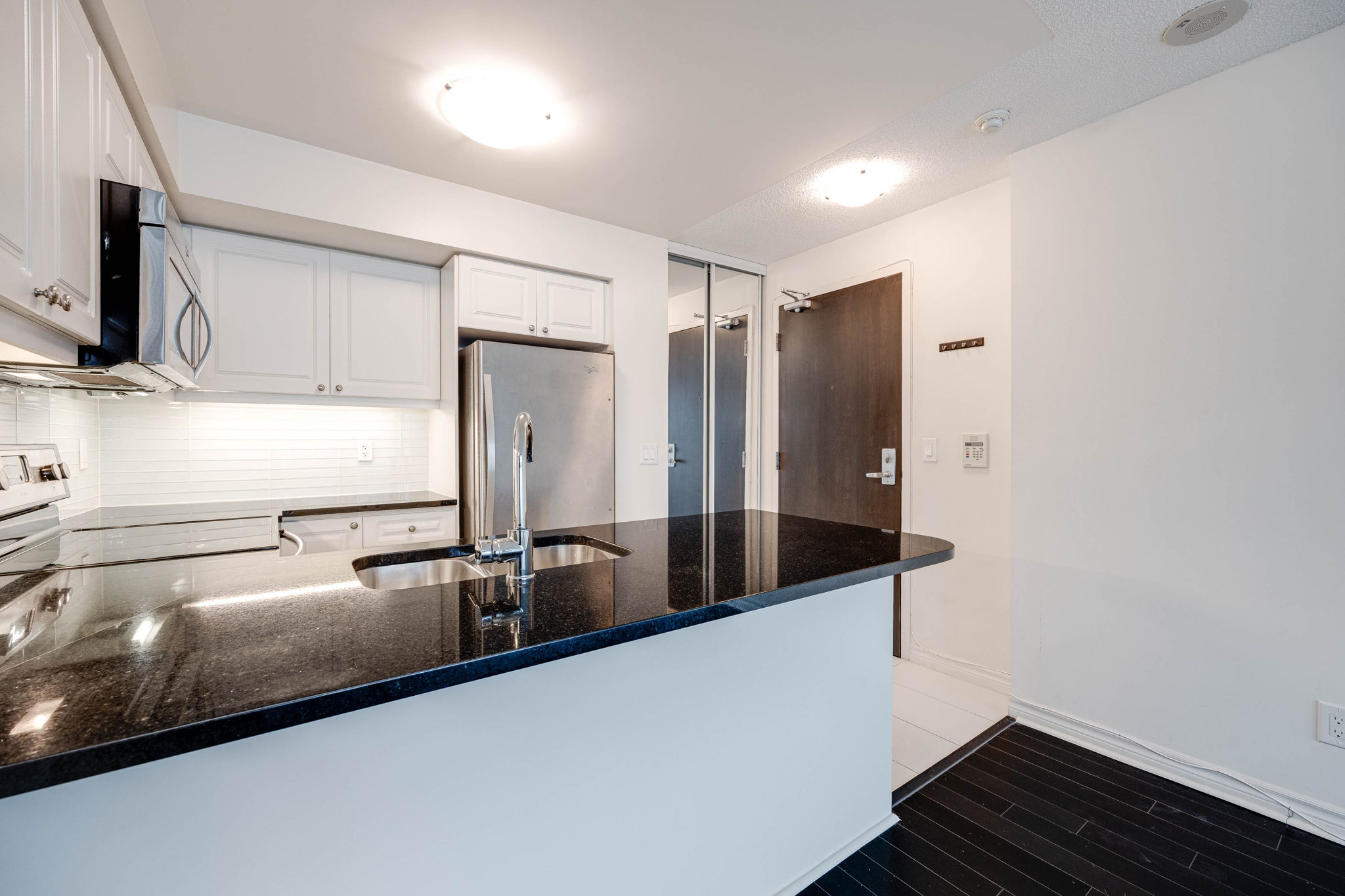 Toronto property showcase — delivered property photograph 11
