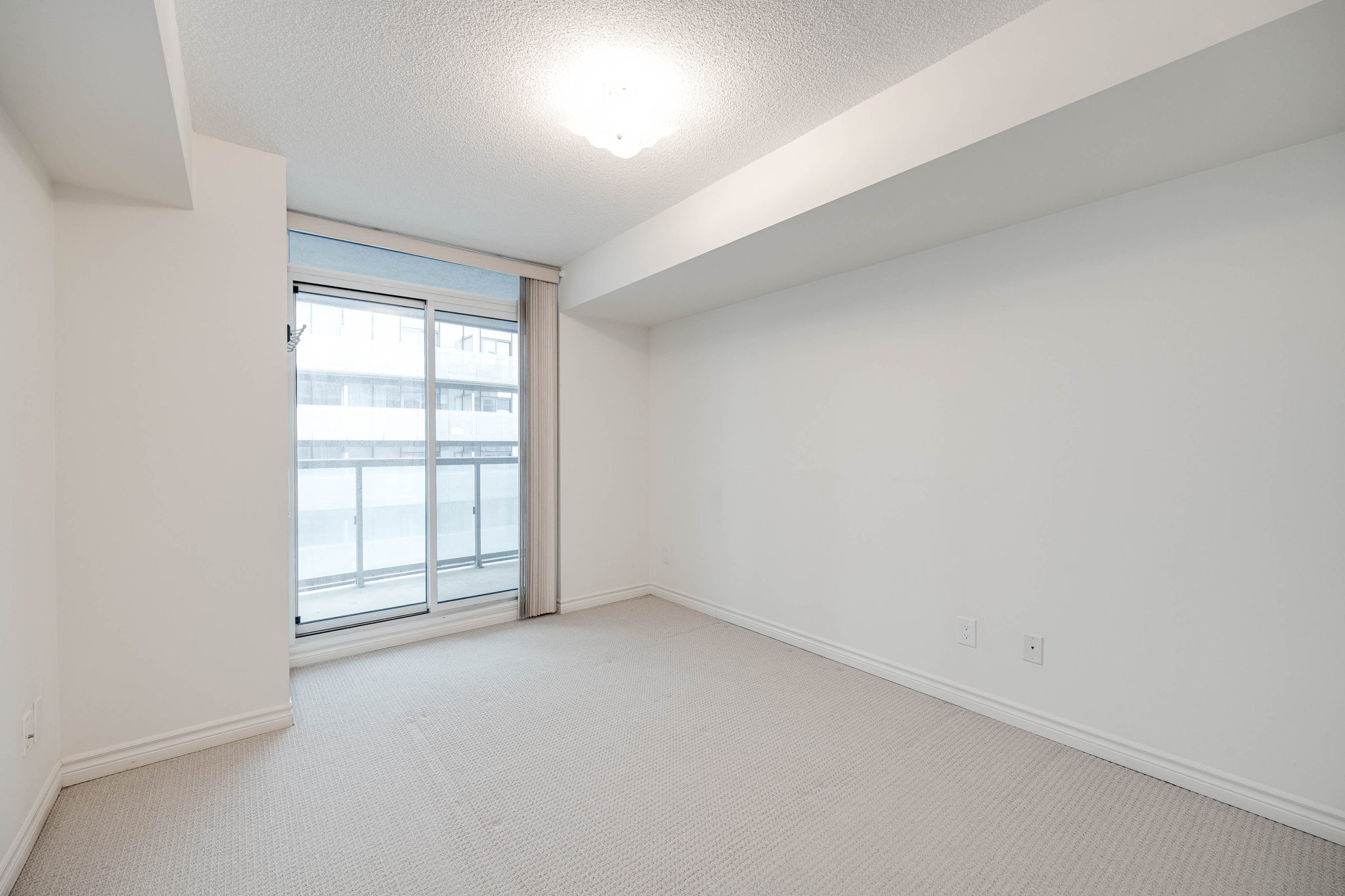 Toronto property showcase — delivered property photograph 16