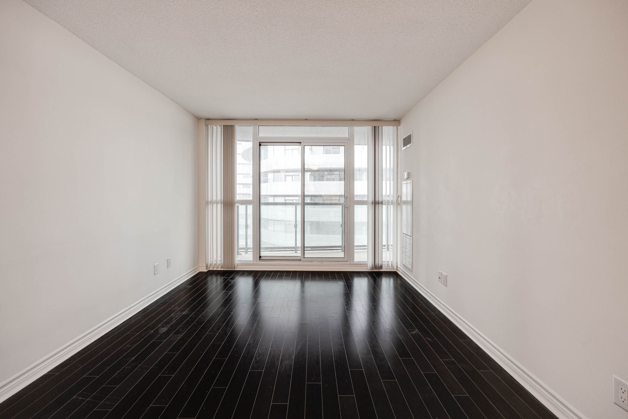 Toronto property showcase — delivered property photograph 12