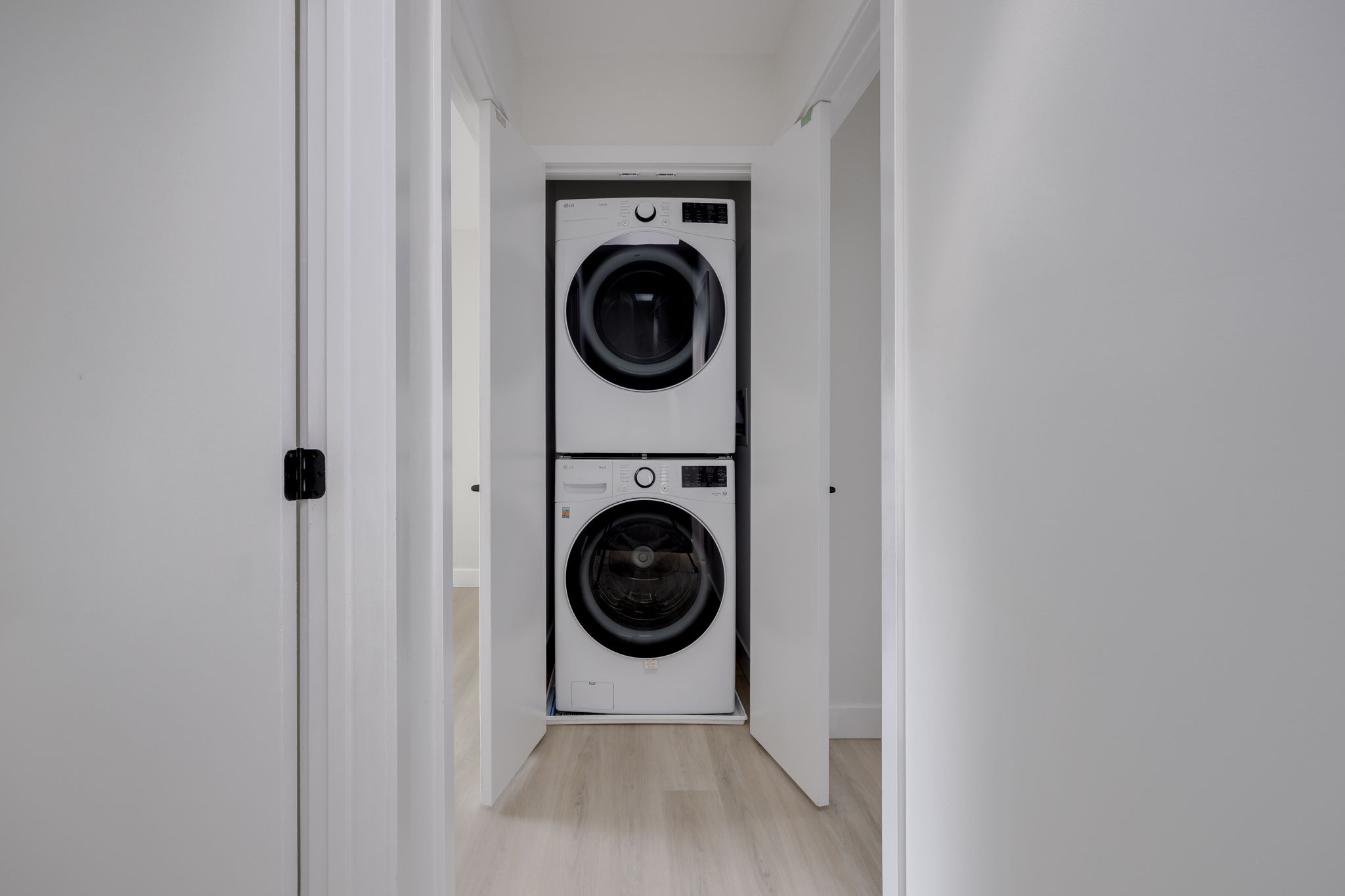 Toronto property showcase — delivered property photograph 22