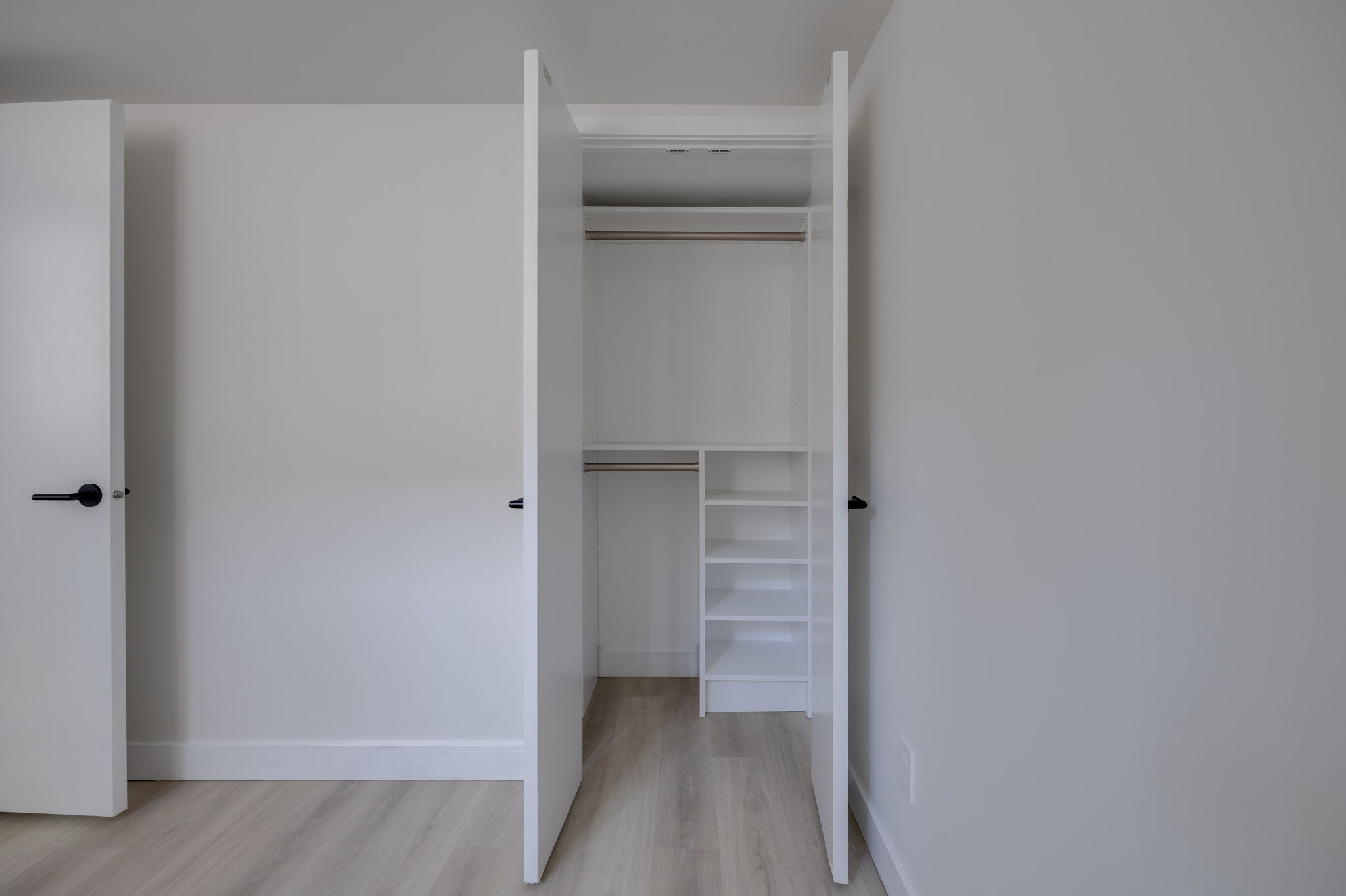 Toronto property showcase — delivered property photograph 29