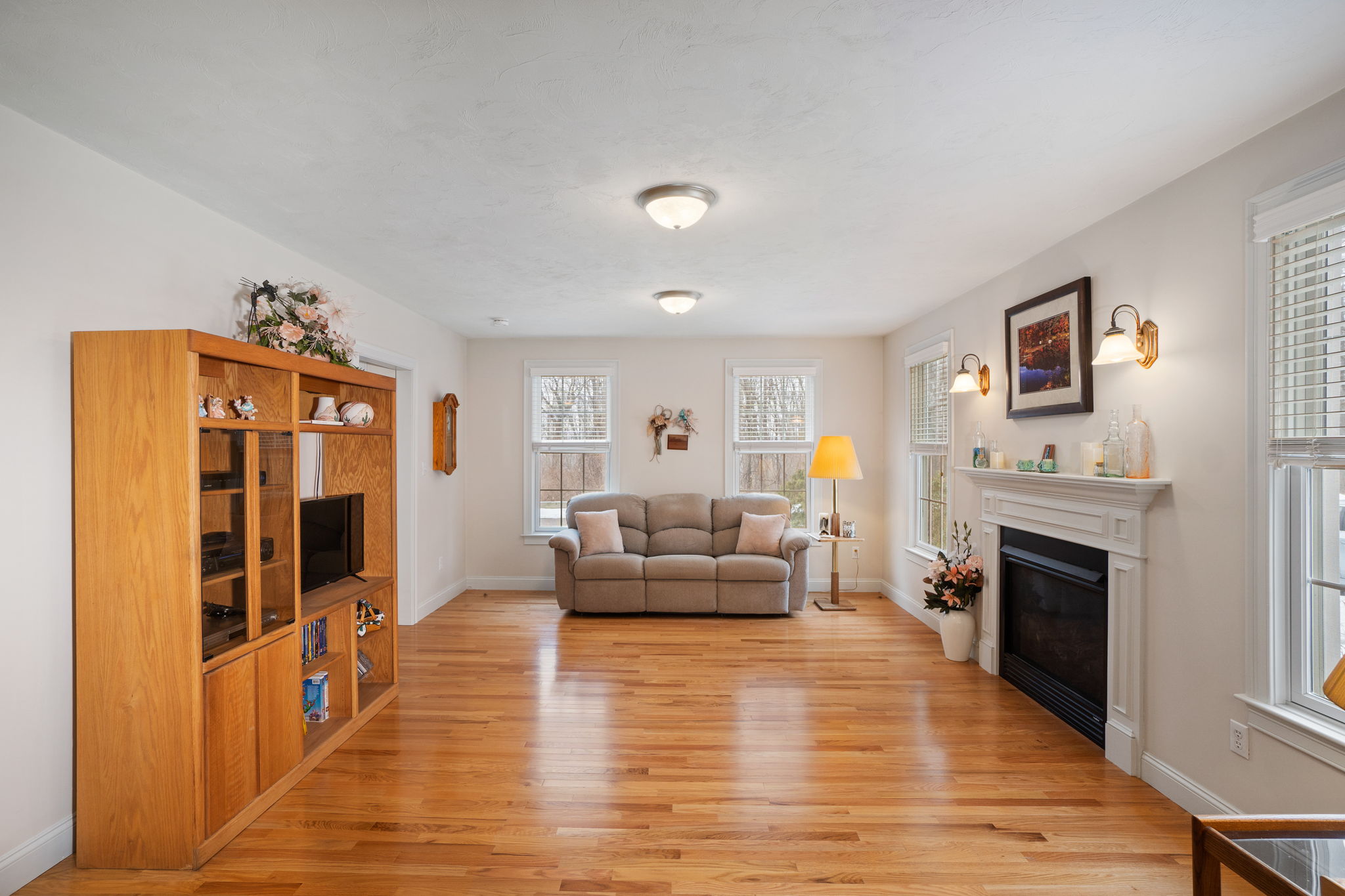 19 Kennedy Ct, Cumberland, RI 02864, USA Photo 25