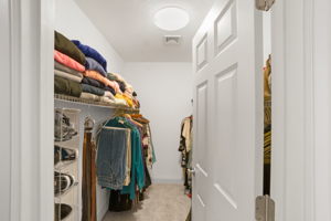 19 Kennedy Ct, Cumberland, RI 02864, USA Photo 12