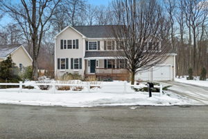 19 Kennedy Ct, Cumberland, RI 02864, USA Photo 39