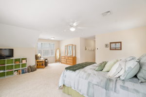 19 Kennedy Ct, Cumberland, RI 02864, USA Photo 10