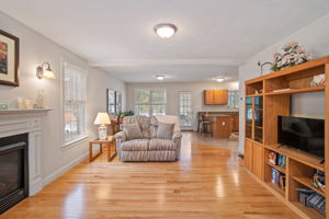 19 Kennedy Ct, Cumberland, RI 02864, USA Photo 27
