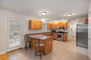 19 Kennedy Ct, Cumberland, RI 02864, USA Photo 33