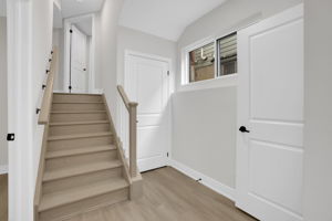  Photo 37